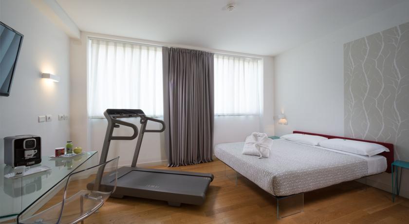 Hotel Forlanini 52 Parma Exteriér fotografie